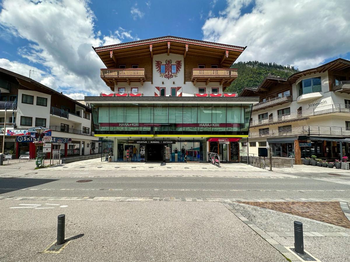 Harakiri Und Apresski * Mayrhofen
